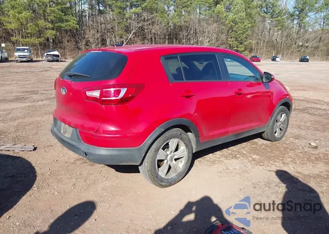 2013 Kia Sportage Lx z USA, uszkodzony, nr VIN KNDPB3A22D7533586